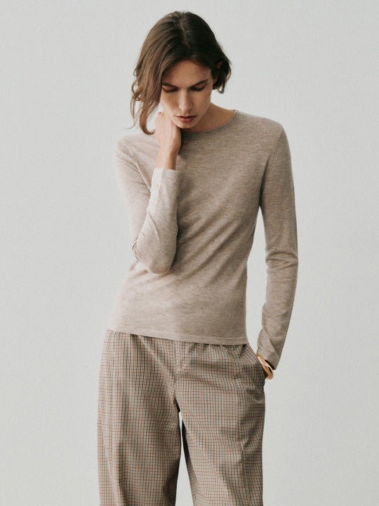 Ribbed Fitted Crew Neck Long Sleeve Knit T-Shirt