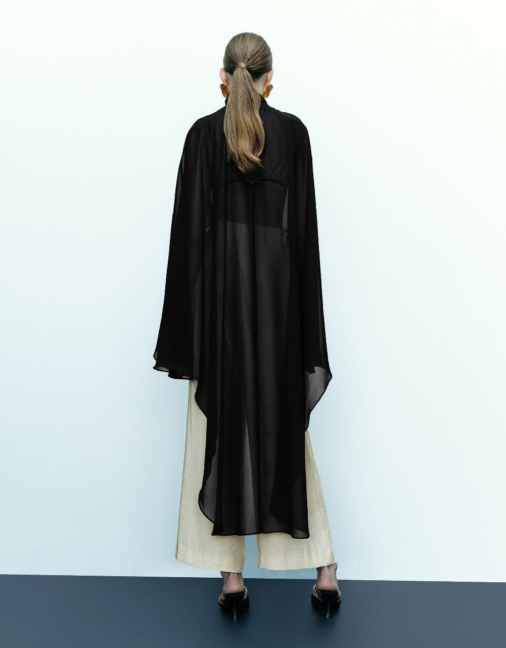 Sleeveless Stand Collar Poncho