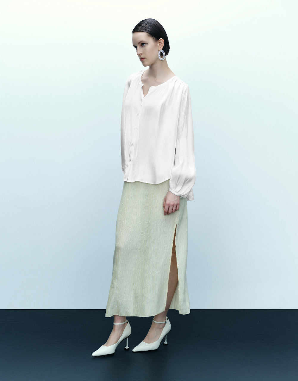 Puff Sleeve Straight Shirt