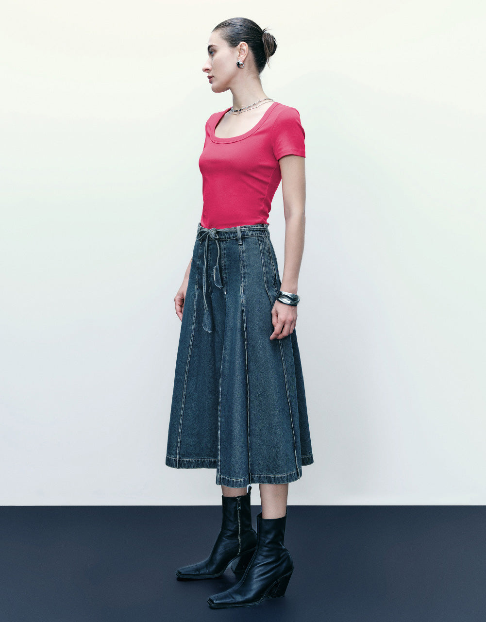 Crew Neck Skinny T-Shirt