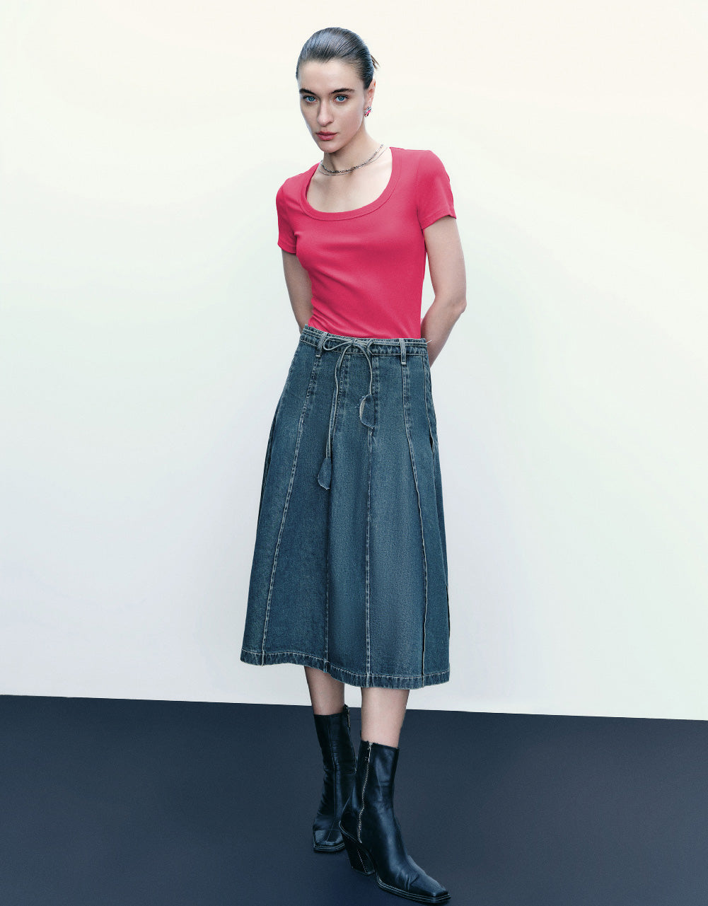 Crew Neck Skinny T-Shirt