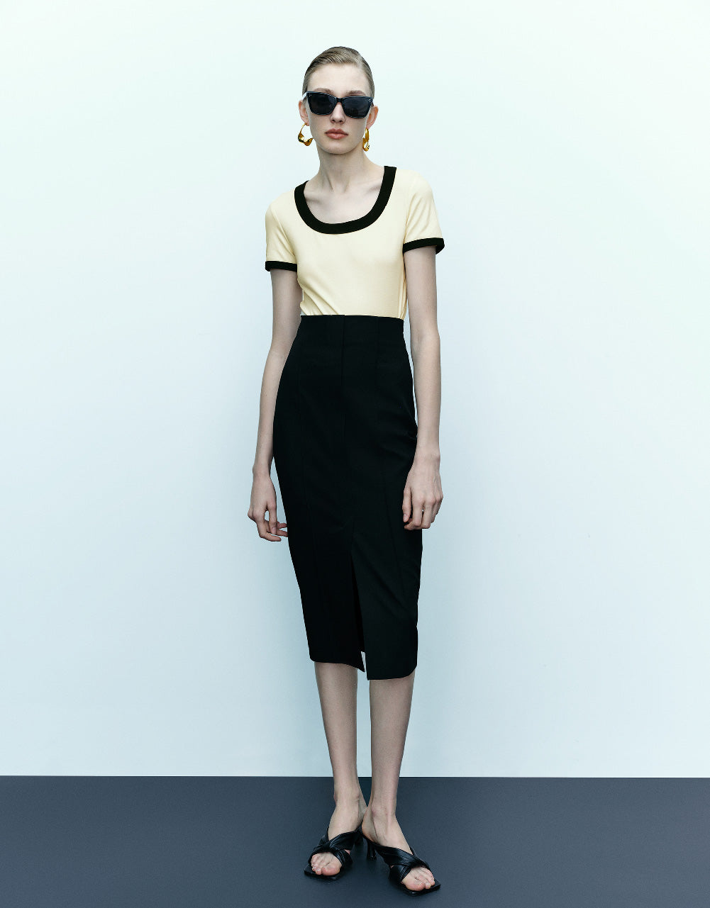 Contrast Crew Neck T-Shirt