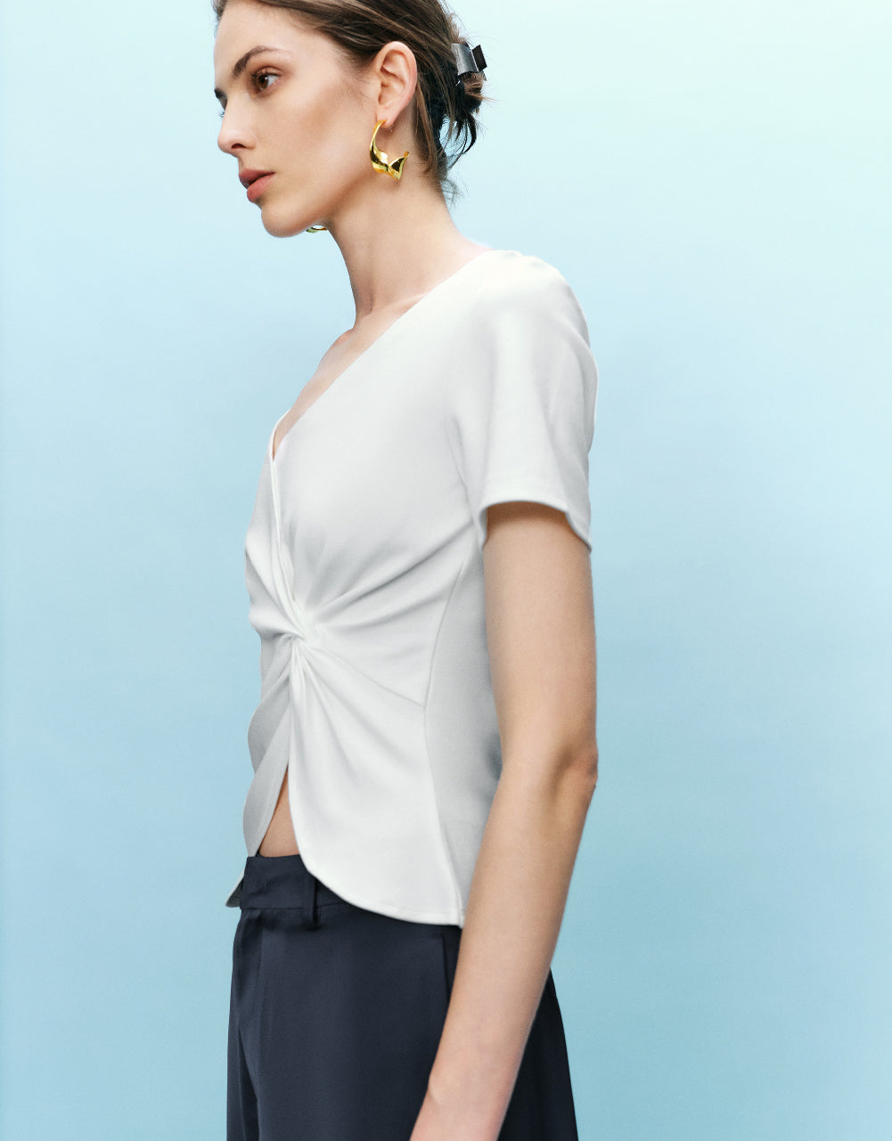 Twist V-Neck Skinny T-Shirt