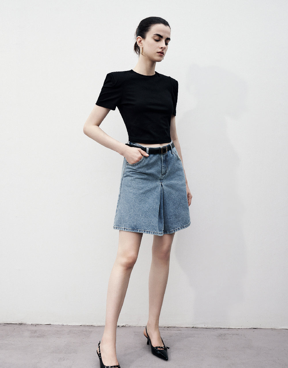Crew Neck Skinny Knitted T-Shirt