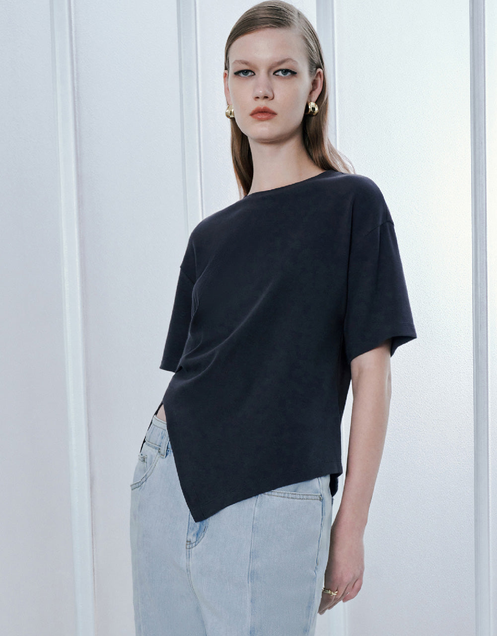 Asymmetric Crew Neck Regular T-Shirt