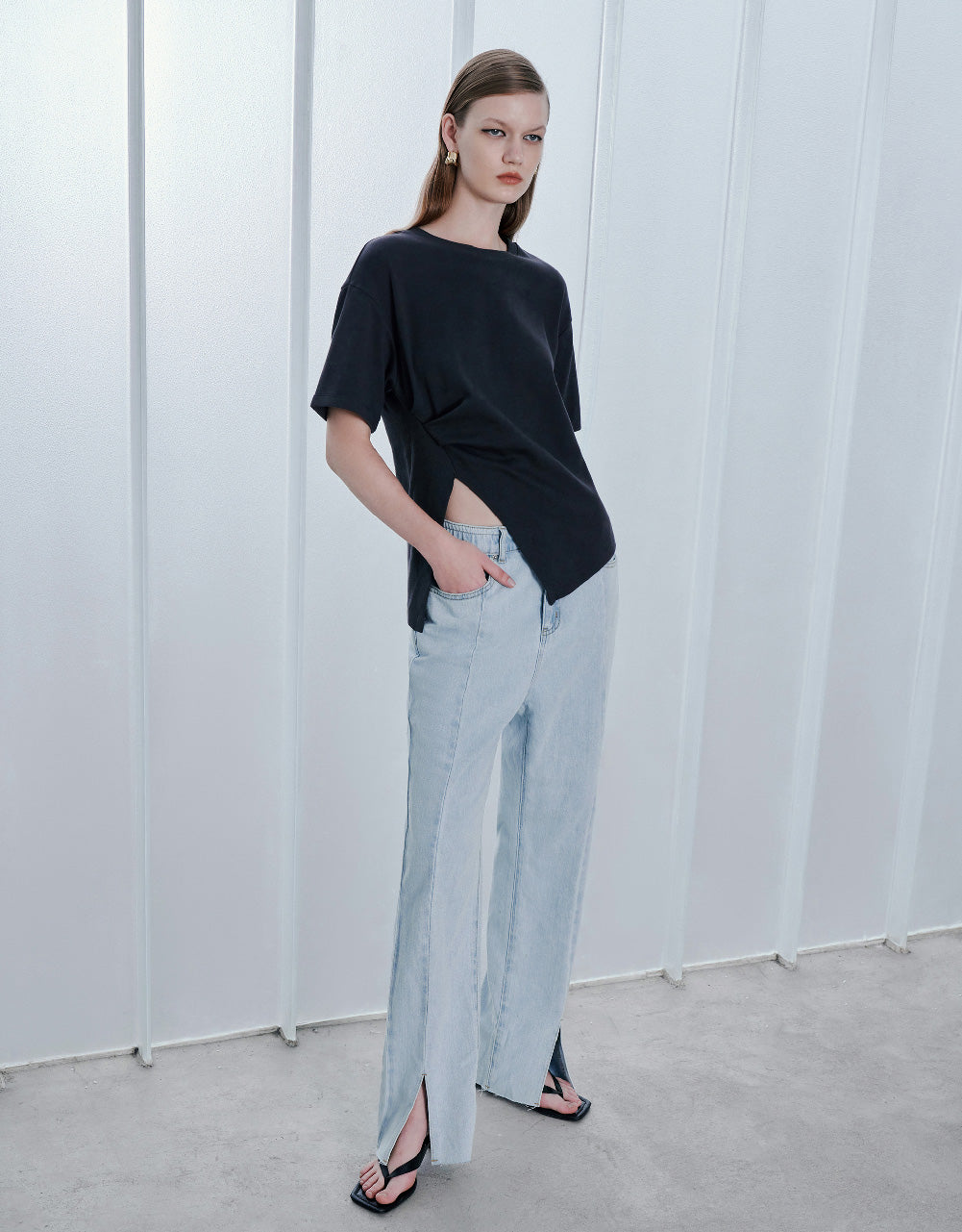 Asymmetric Crew Neck Regular T-Shirt