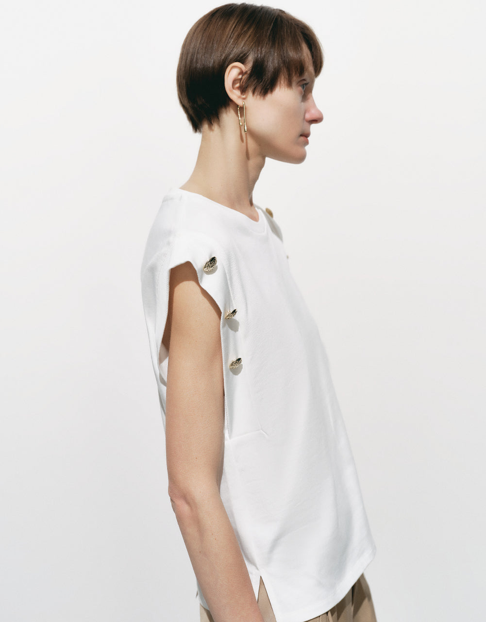 Button Décor Crew Neck T-Shirt
