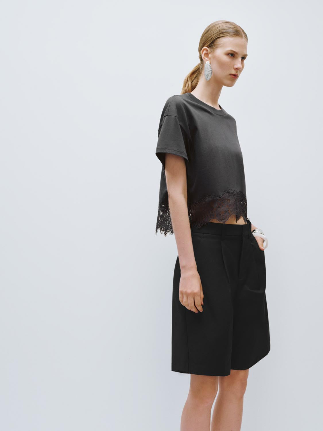 Lace Hem Short Sleeve T-Shirts