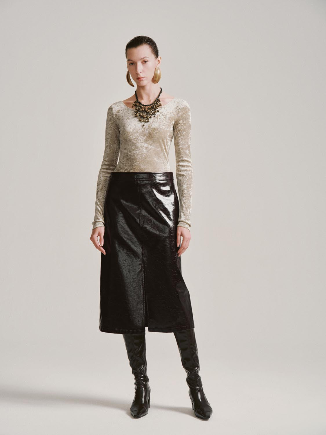 Scoop Neck Long Sleeve T-Shirts