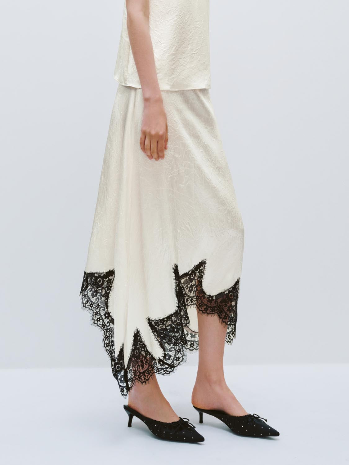Irregular Lace Hem A-Line Skirts