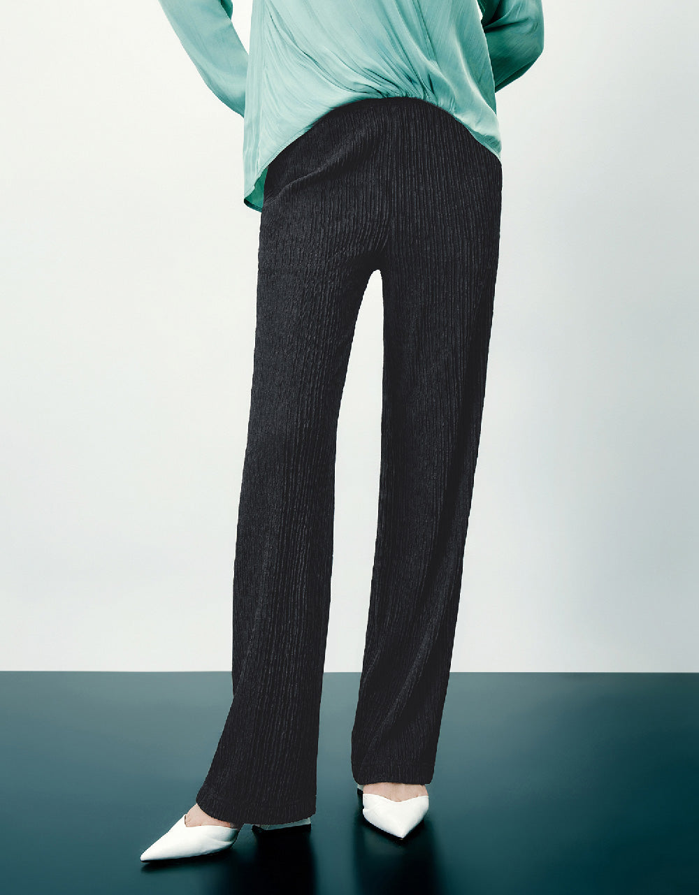 Elastic Waist Knitted Straight Pants