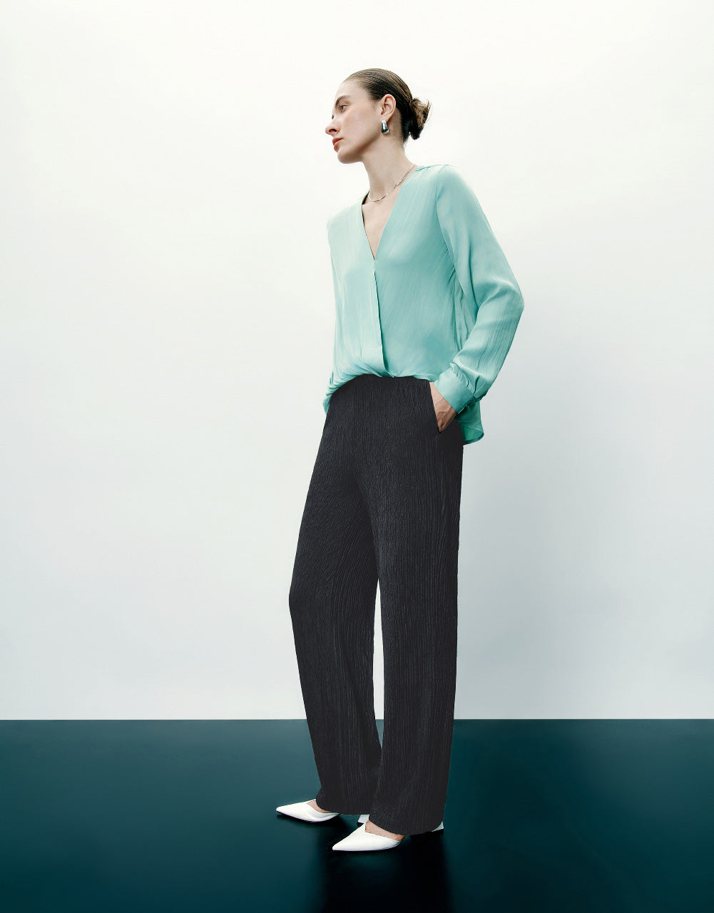 Elastic Waist Knitted Straight Pants