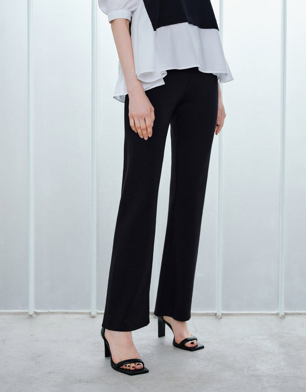 Elastic Waist Knitted Flare Pants