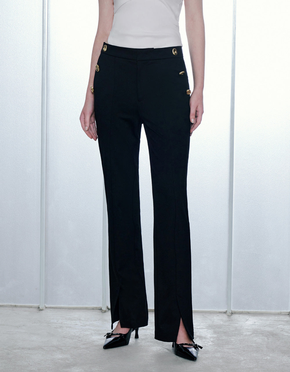Straight Pants With Buttons Décor