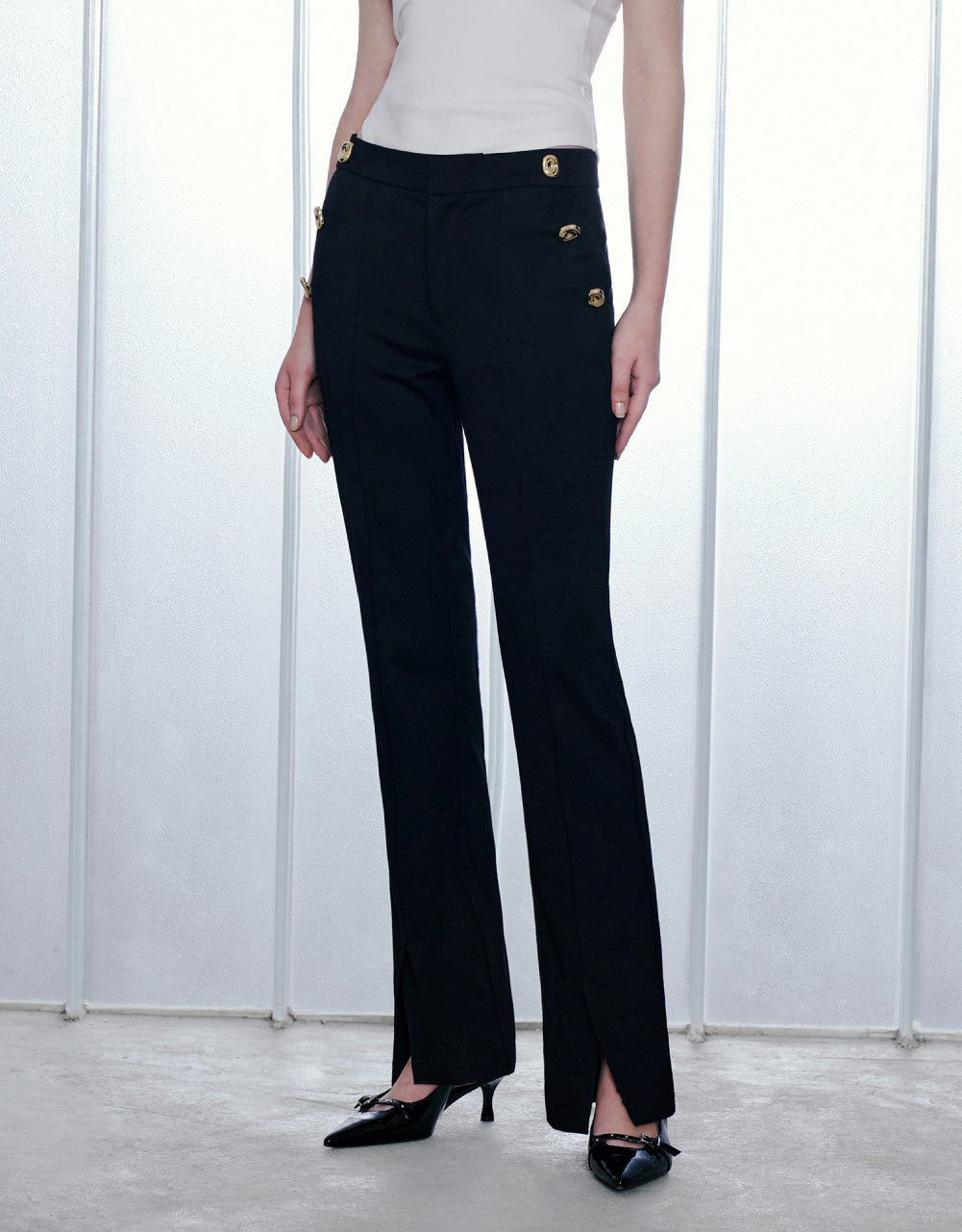 Straight Pants With Buttons Décor