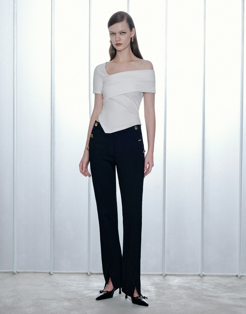 Straight Pants With Buttons Décor