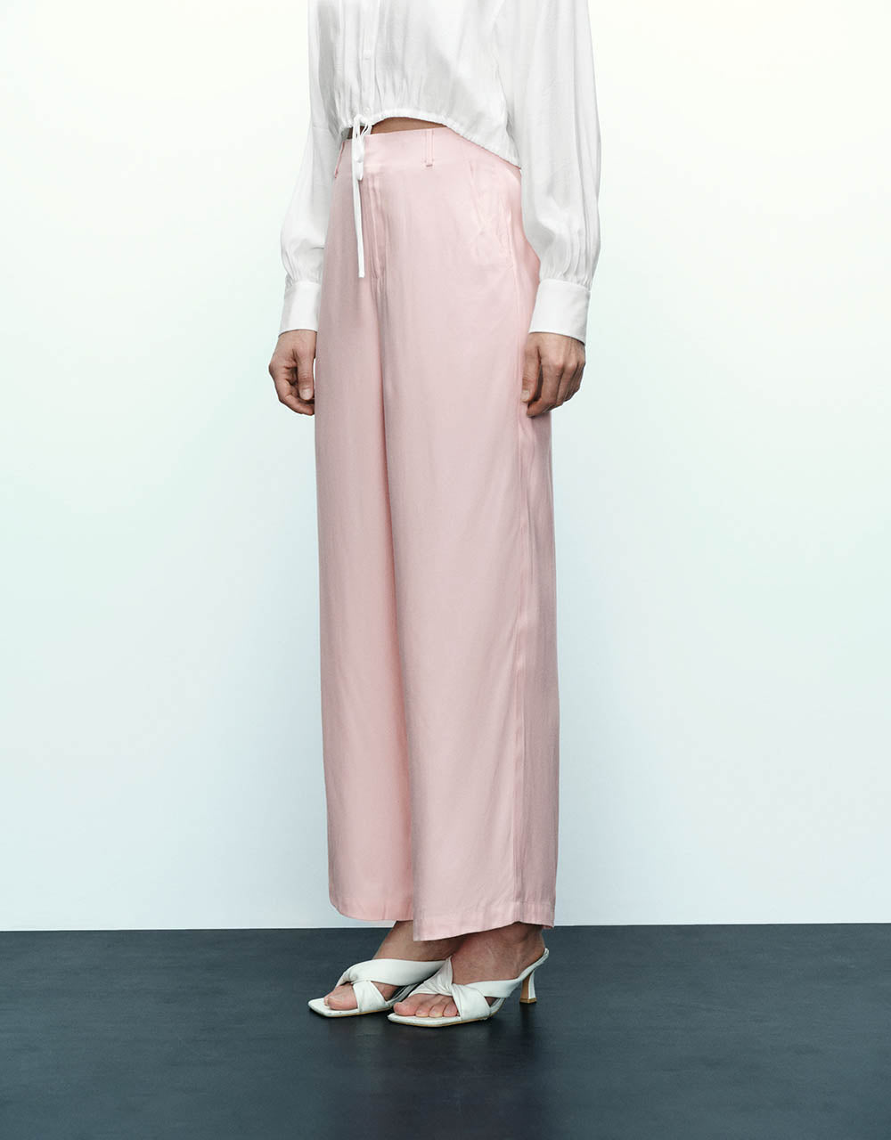 Loose Wide-Leg Pants