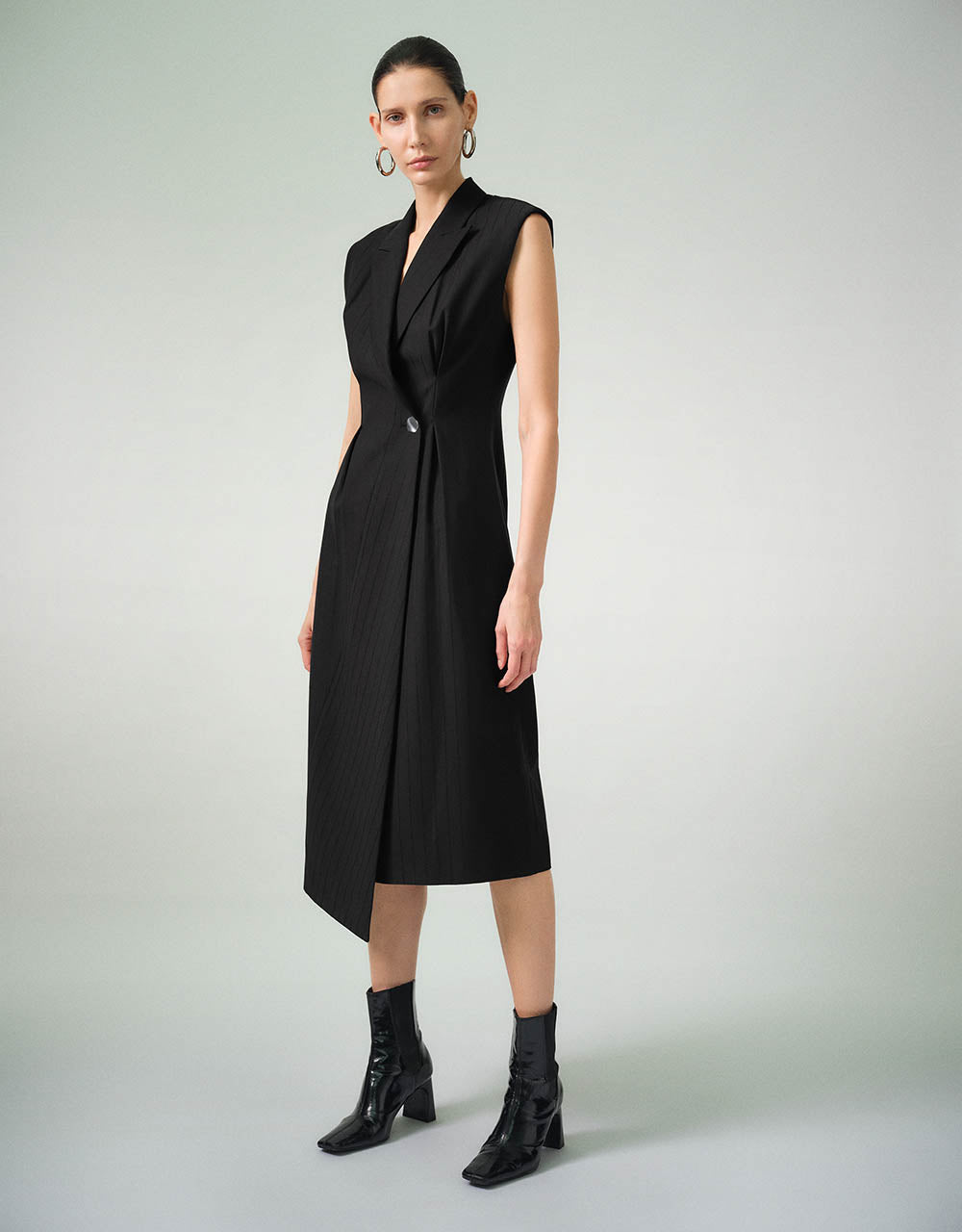 Sleeveless V-Neck Skater Dress