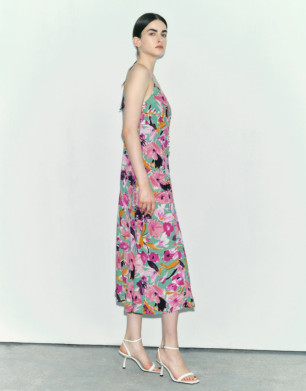 Sleeveless V-Neck Straight Dress