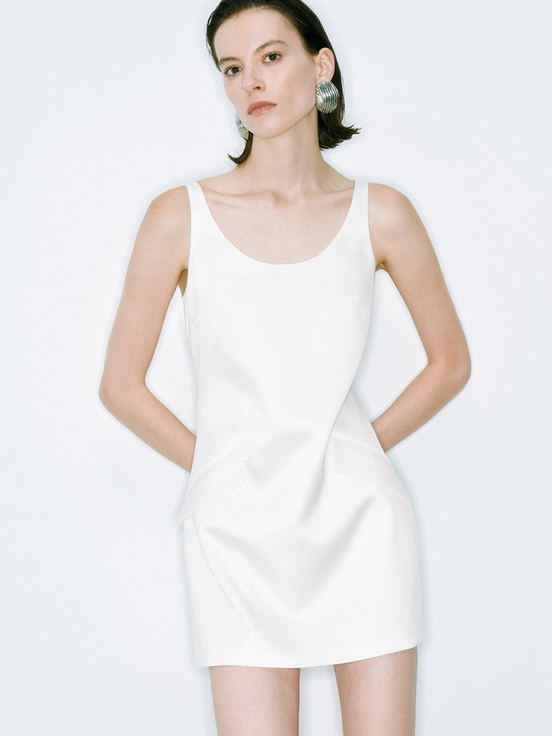 Sleeveless Straight Dresses