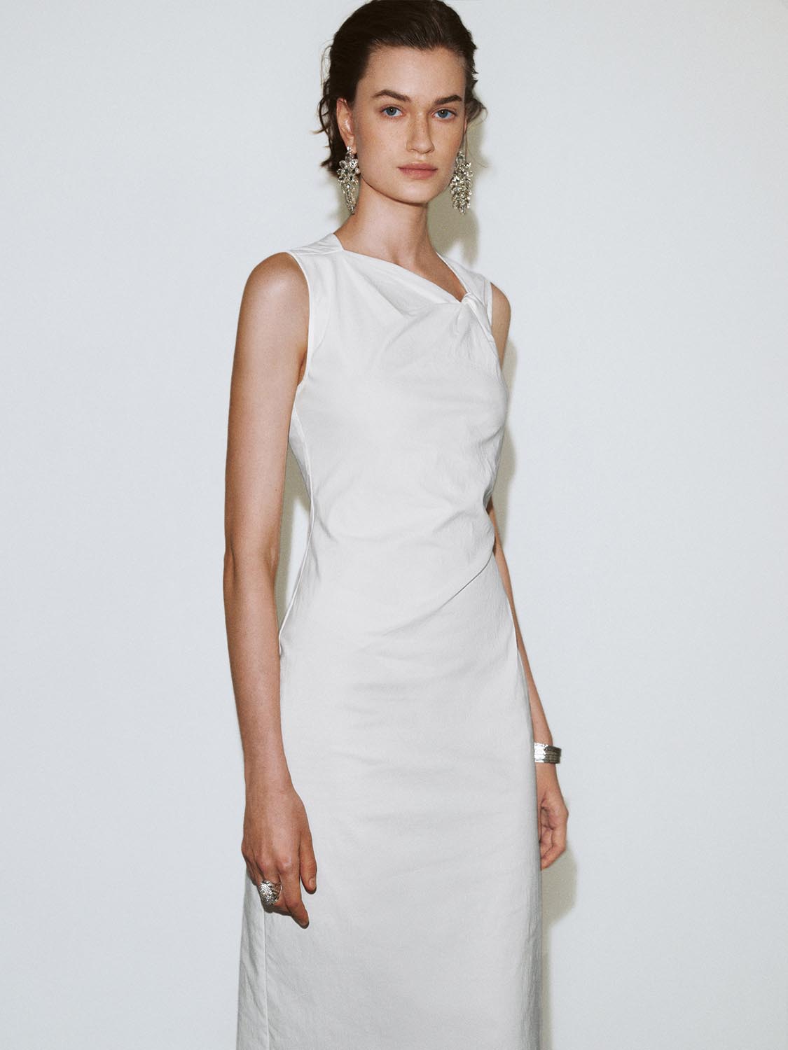 Skinny-Fit Sleeveless Midi Dresses