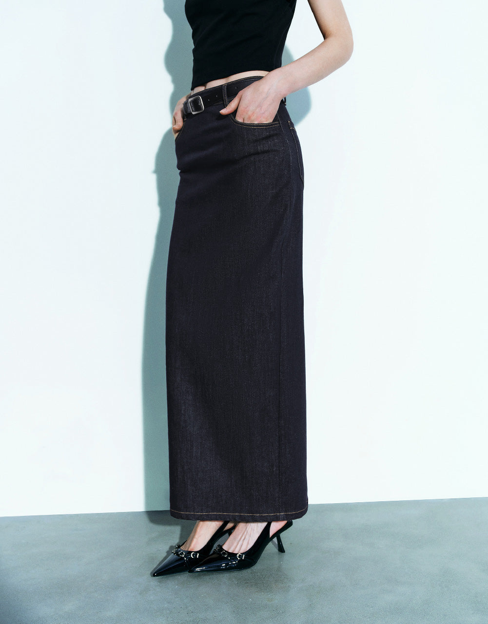 Straight Denim Skirt With Belt