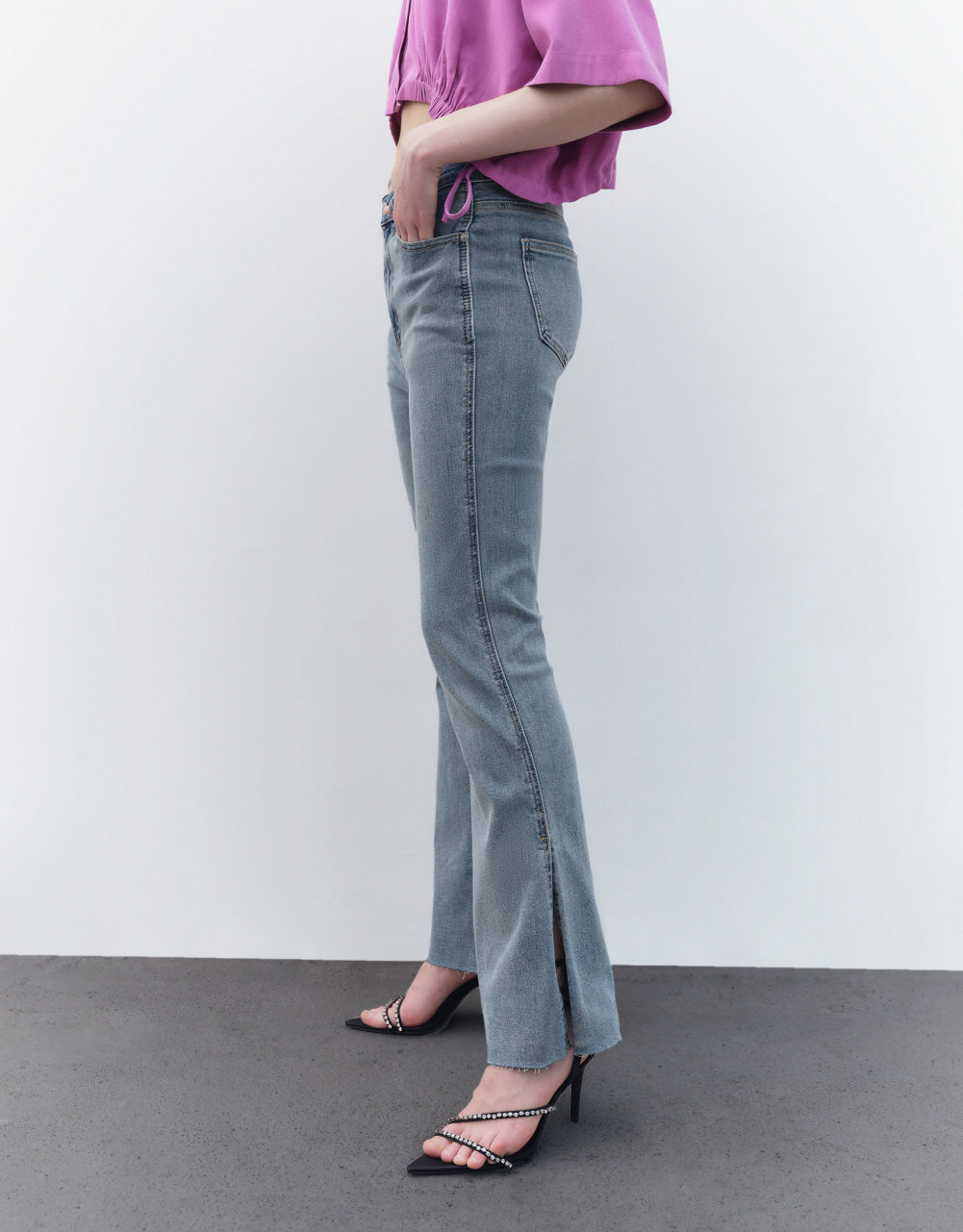 Raw Hem Flare Jeans