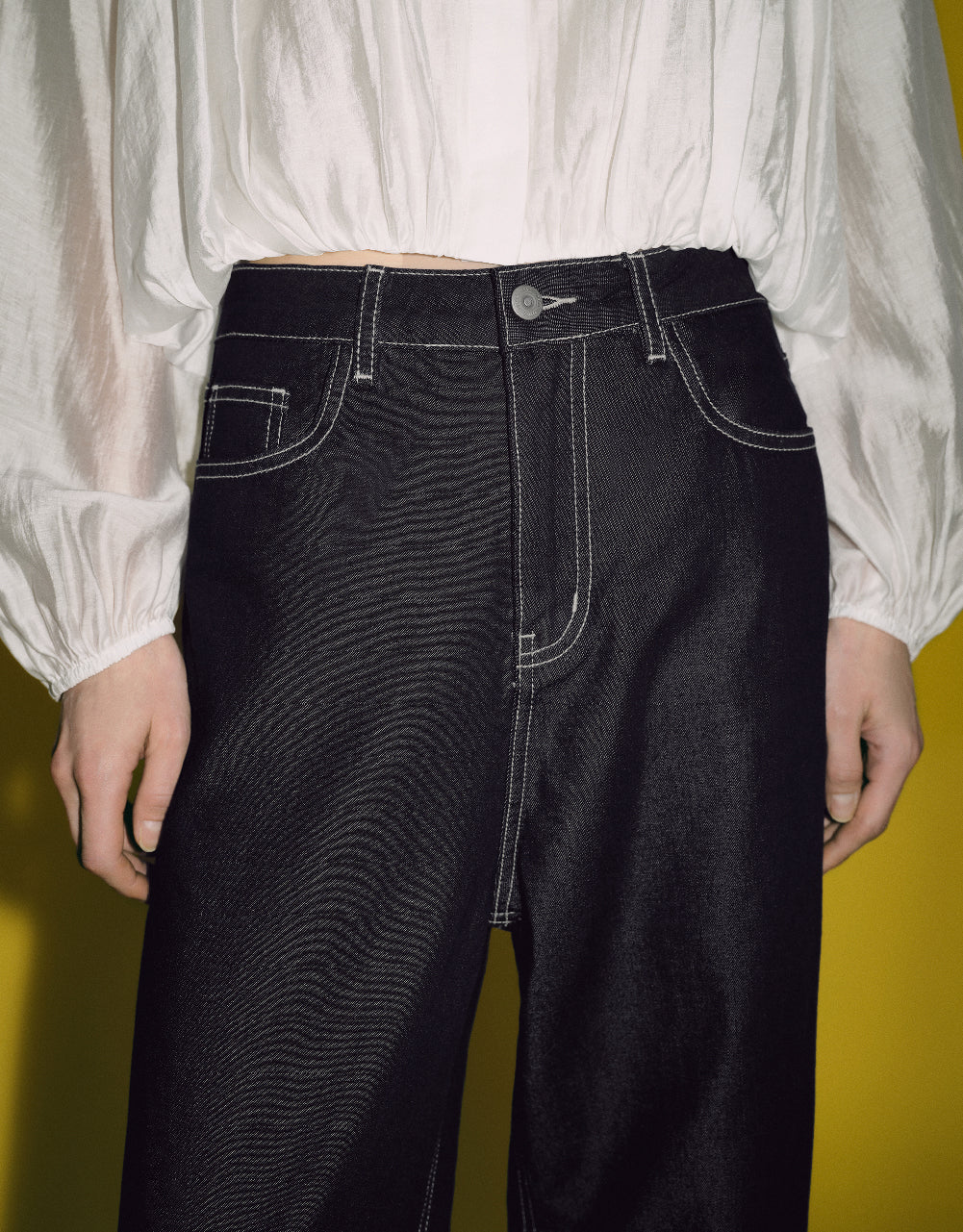 Wide-Leg Jeans