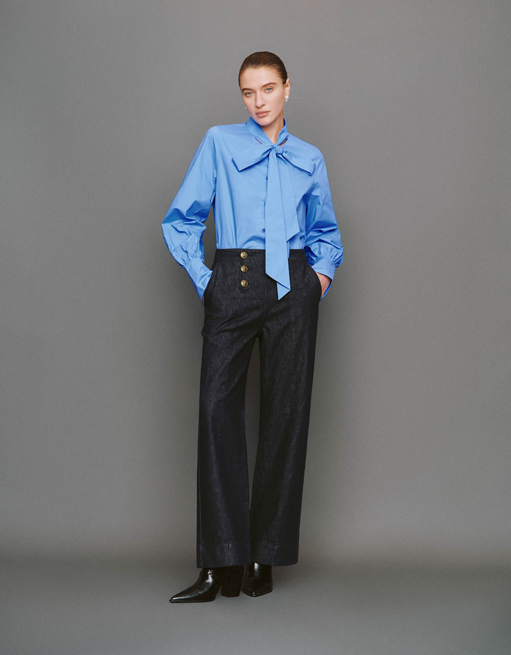 Wide-Leg Jeans