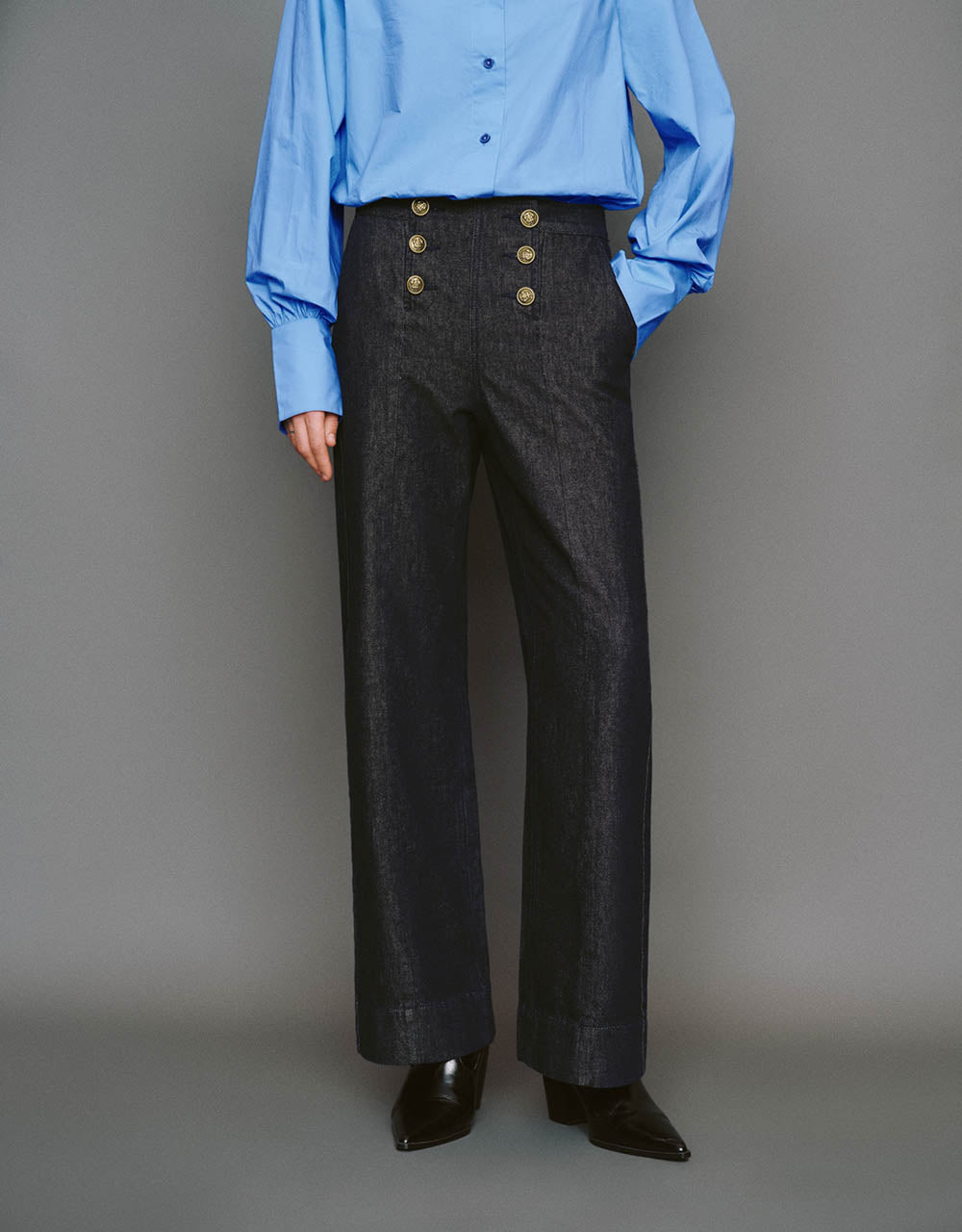 Wide-Leg Jeans