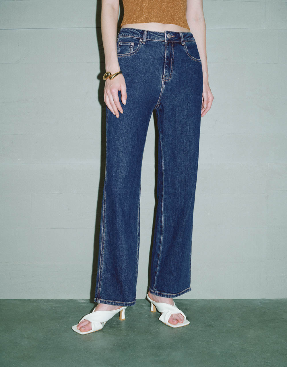 Straight Jeans