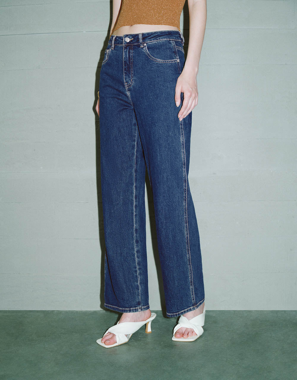 Straight Jeans