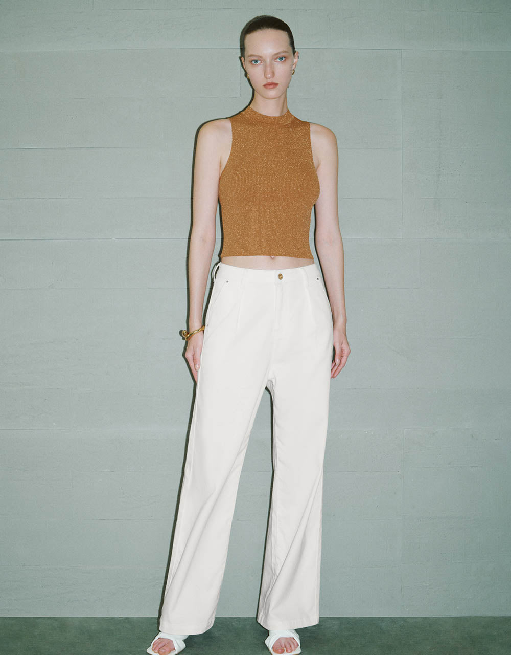 Wide-Leg Jeans
