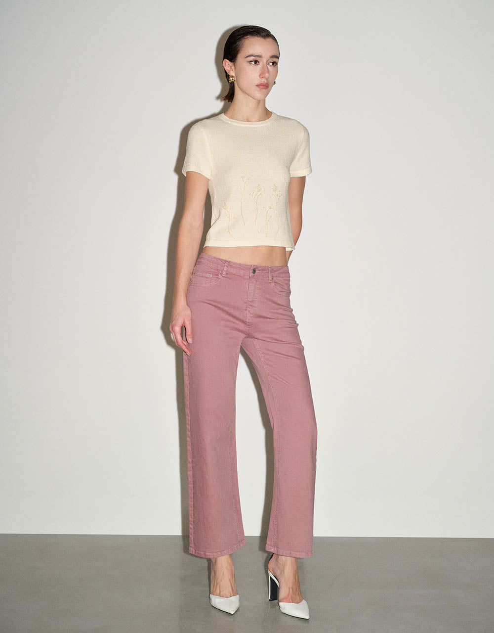 Wide-Leg Jeans