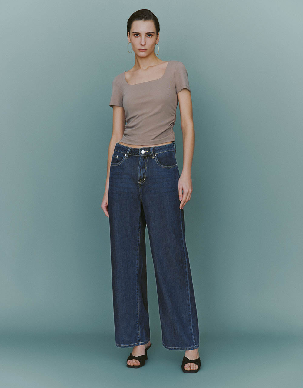 Wide-Leg Jeans
