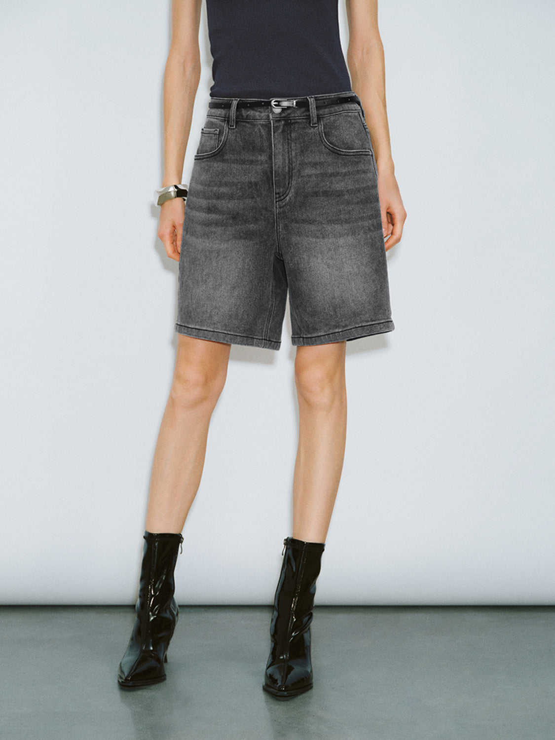 Glamor Denim Shorts With Belt