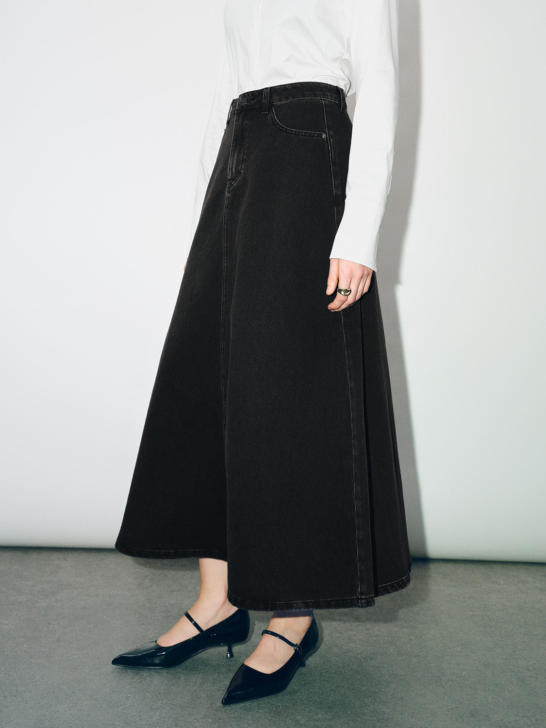 Midi Denim Skirt With Belt