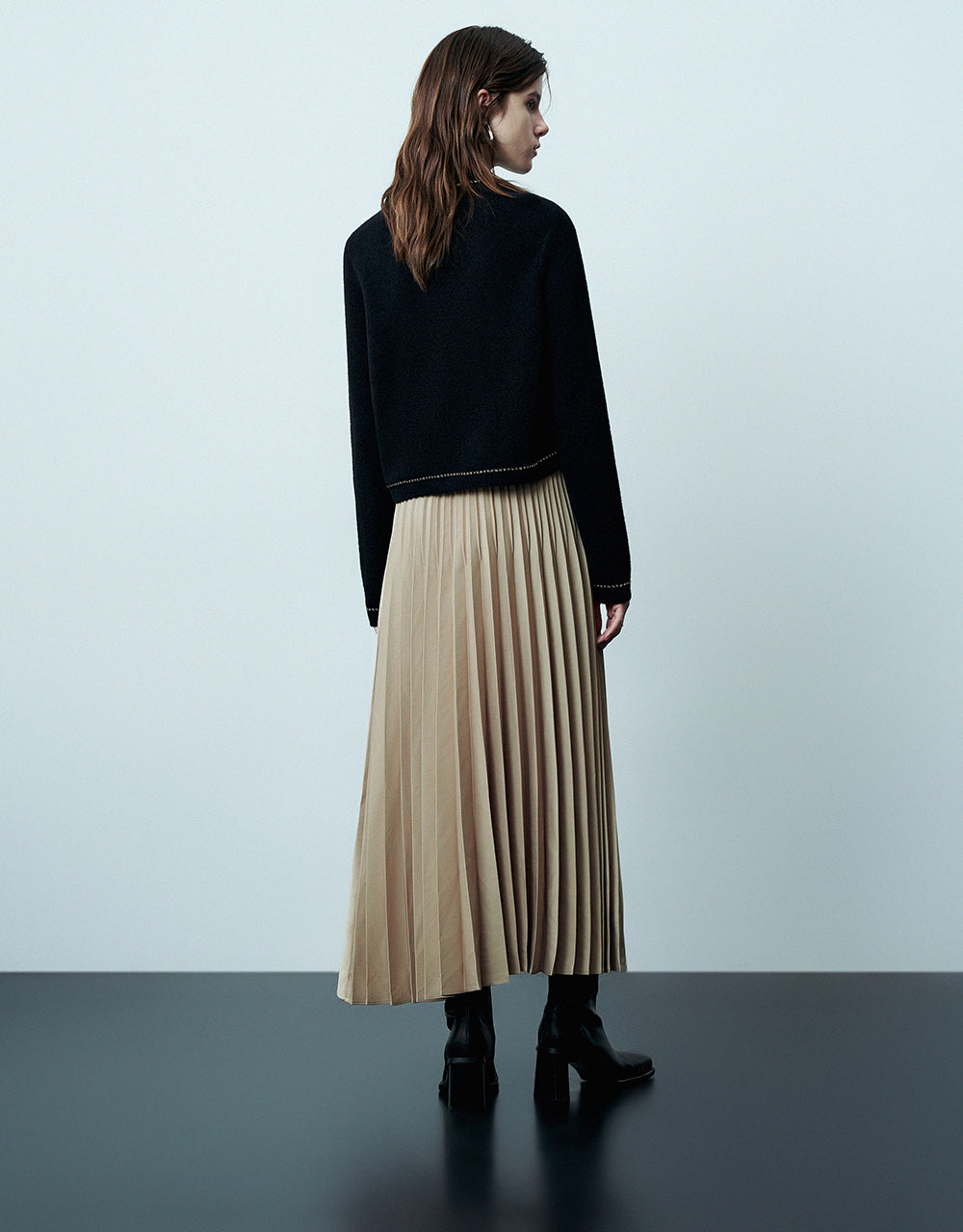 Crew Neck Knitted Cardigan