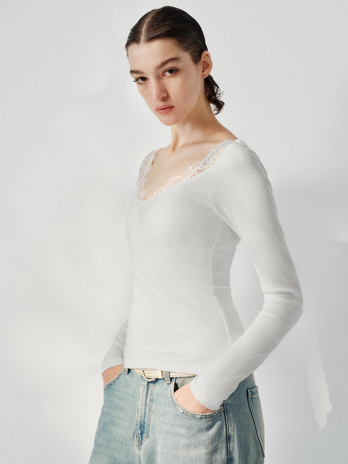 Lace Hem Long Sleeve T-Shirts
