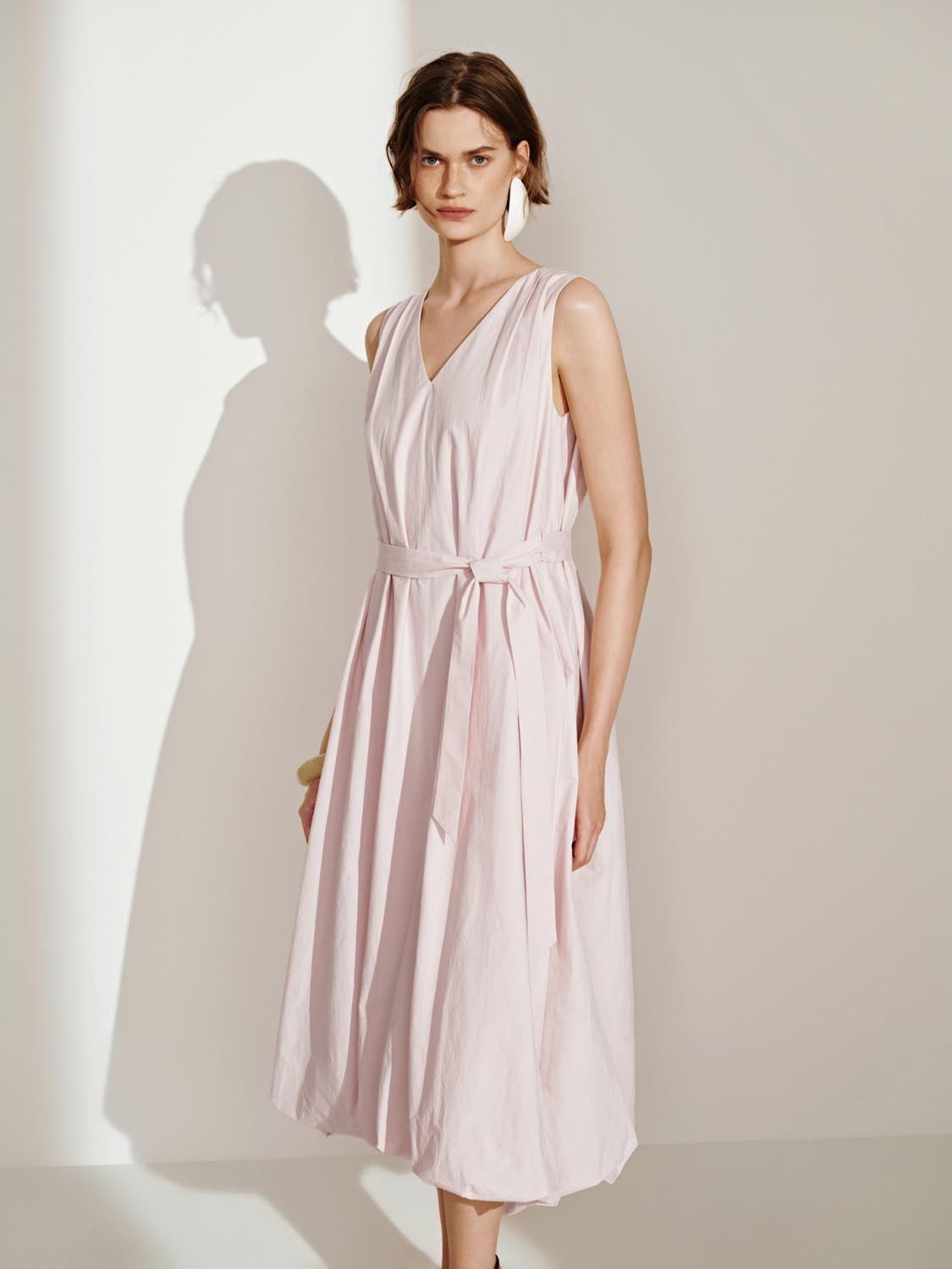 Sleeveless Balloon Dresses