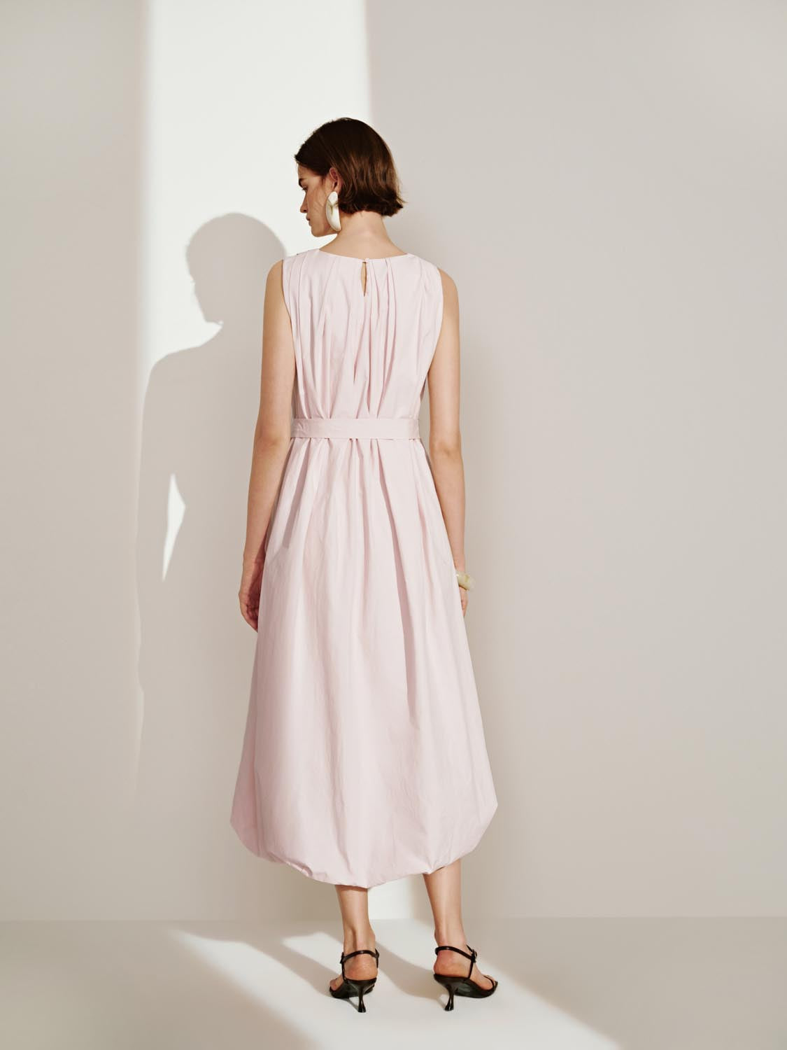 Sleeveless Balloon Dresses