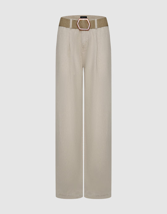 Loose Jeans With Belt