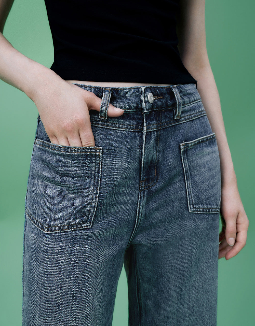Straight Jeans With Front Pockets