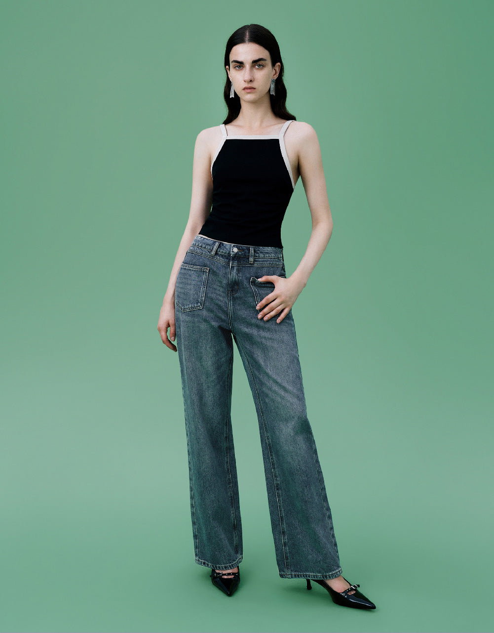 Straight Jeans With Front Pockets