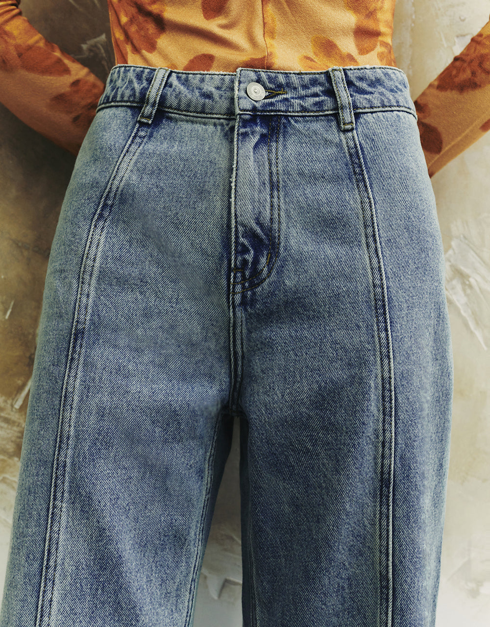 Wide-Leg Jeans
