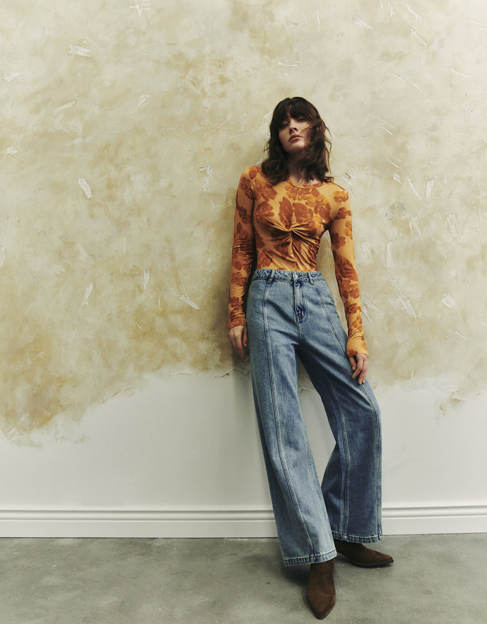 Wide-Leg Jeans