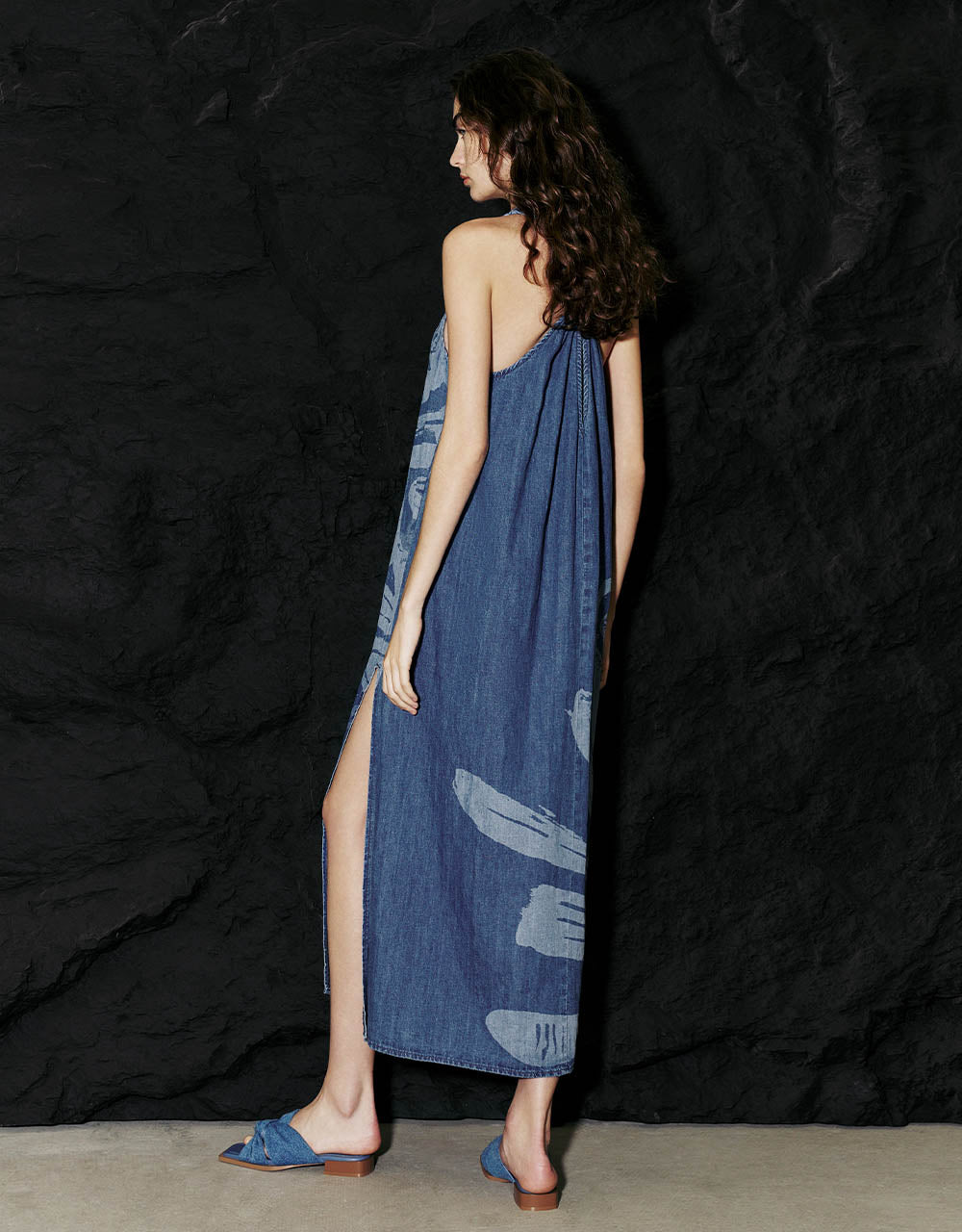 Printed Crew Neck Sleeveless Denim Dress