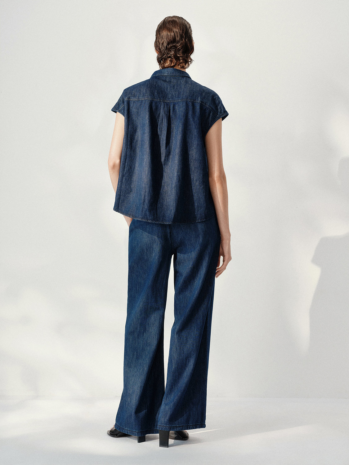 Sleeveless Denim Shirts