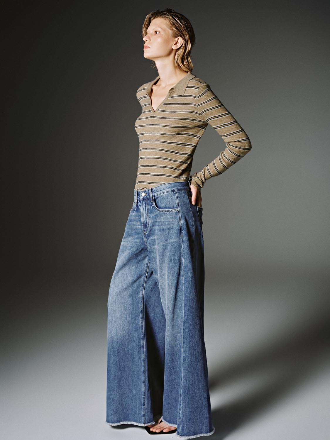 Collared Stripe Long Sleeve Knitted T-Shirts