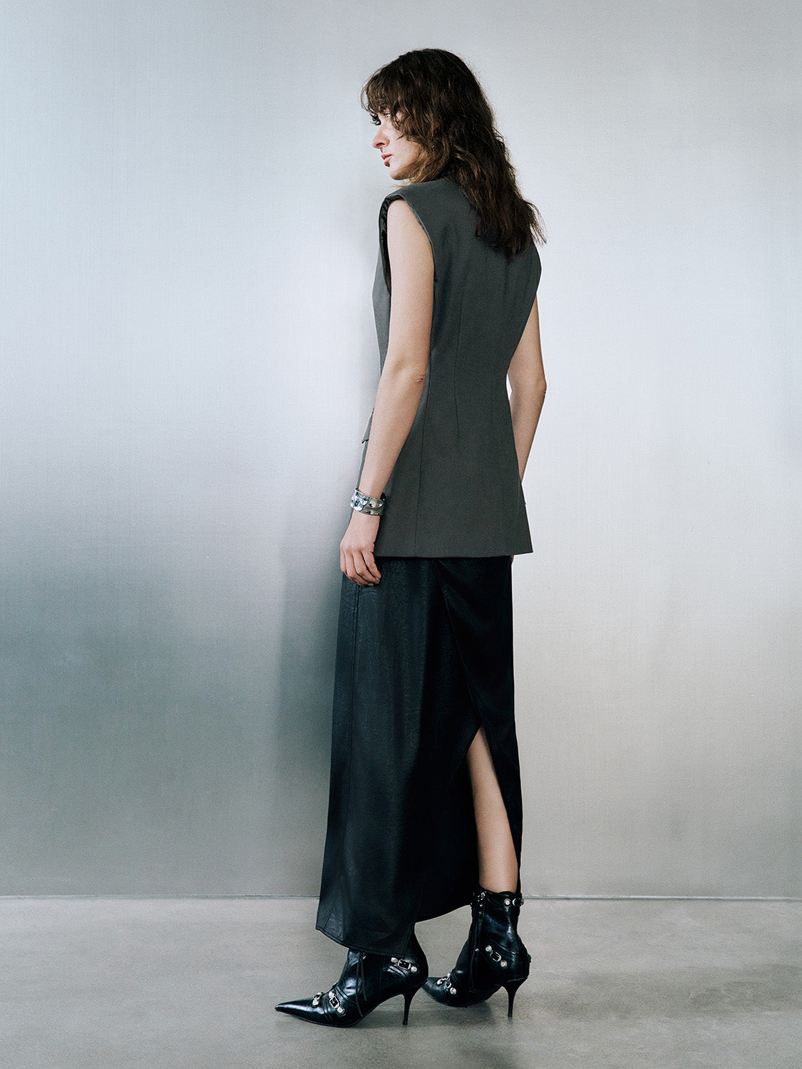 Peak Lapel Skater Vest